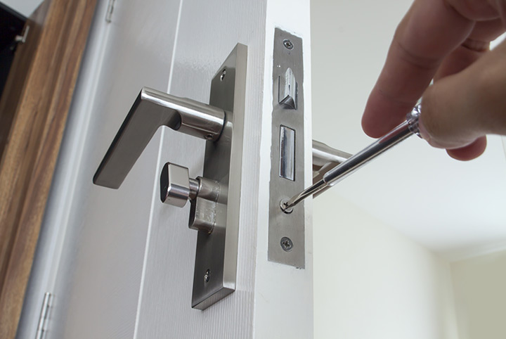 Our local locksmiths are able to repair and install door locks for properties in South Hackney and the local area.